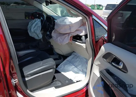 2020 Chrysler Pacifica Touring L из США, поврежденный, VIN 2C4RC1BG7LR130253